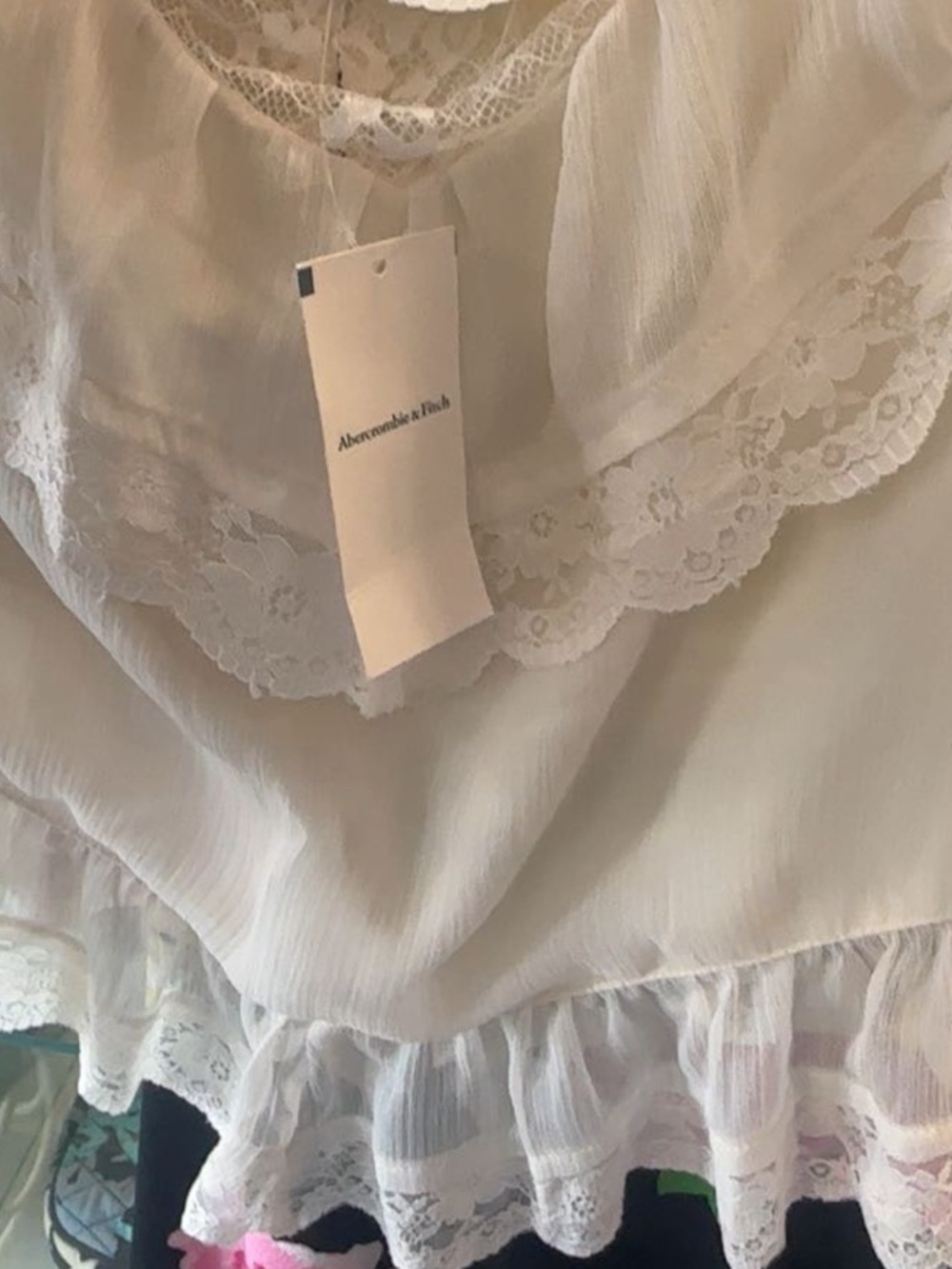 Abercrombie & Fitch Ivory Lace Ruffle Camisole NWT - Picture 3 of 5